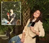 'Time flies': Anushka Sharma flaunts baby bump amid pregnancy rumours