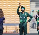 Pakistan face off with South Africa in a crucial match