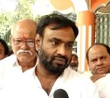 Vishnuvardhan Reddy followers protest at Gandhi Bhavan