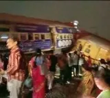 3 killed, many hurt as 2 trains collide in Andhra Pradesh