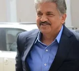 Goodbye kaali peeli taxis Anand Mahindra as iconic Mumbai symbol vanishes
