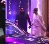 Deepika Padukone, Ranveer Singh’s PDA stroll sends fans into a frenzy