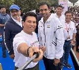 Sachin Tendulkar flagged off Hyderabad Half Marathon