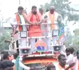Raja Singh hot comments on minister gangula kamalakar
