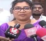 Palvai Sravanthi lashes out at Komatireddy Rajagopal Reddy