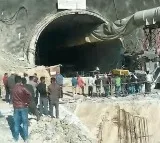 Yamunotri tunnel collapse: Efforts underway to rescue 40 workers, Disaster Management Secy takes stock