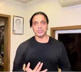 Shoaib Akhtar fires on Abdul Razzaq remarks over Aishwarya Rai