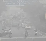 Delhi's air quality dips to 'severe' yet again
