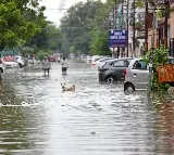Heavy rains lashes Chennai and other districts in Tamilnadu