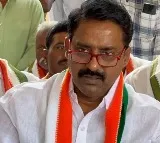 Congress senior leaders meet Patel Ramesh Reddy