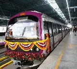 Man gropes young woman in B’luru Metro as 'callous' co-passengers watch