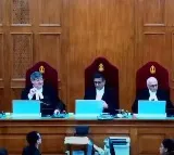 Supreme Court agrees to reconsider its decision on same sex marriages