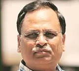 SC extends till Dec 4 interim bail of AAP leader Satyendar Jain