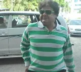 Mansoor Ali Khan apologises to Trisha on his remarks