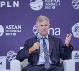 India shows how to go green with fast economic growth: Ex-UNEP chief