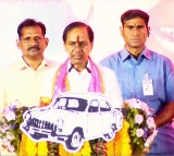 I am not fighting for any post, says KCR