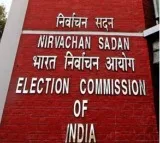 EC notice to Karnataka govt for publishing ads highlighting its achievements in Telangana without approval
