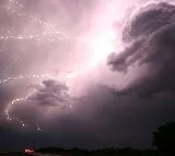 20 People killed in Gujarat with lightning stikes