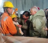 Rescuers reach trapped labourers in Uttarakhand tunnel, extricate 5