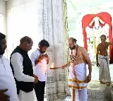 A day before polling in Telangana, Revanth Reddy offers prayers at temple, dargah