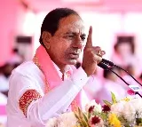 KCR casts his vote in Chinthamadaka