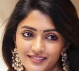 Eesha Rebba Special