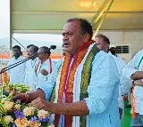 Komatireddy reacts on DGP meeting with Revanth Reddy