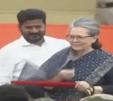 Sonia and Revanth reaches dias in special vehicle