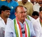 Komati Reddy Venkat Reddy to take responsibilties of minister