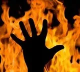 Eight charred to death in car-truck collision in UP