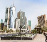 Kuwait mulls family visa