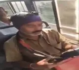 TSRTC conductor issues ticket to female passenger sajjanar issues clarification