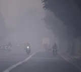 Delhi records min temp of 6.8 degrees, air quality 'very poor'