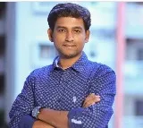 Sanjeev Reddy tweet on various issues to Revanth Reddy and Komatireddy