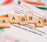 Center extends free update time line for AADHAR