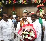 పదవీ భాద్యతలు స్వీకరించిన తుమ్మల