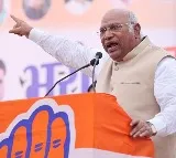 Mamata proposes Mallikarjun Kharge as opposition PM Candidate in next elections