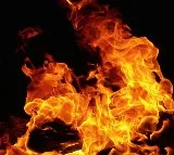 Fire accident in a shopping complex in Punjagutta Hyderabad