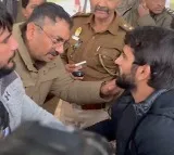 Wrestler Bhajrang Punia returned his Padmashree award