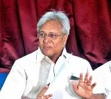 Undavalli Arun Kumar comments on YCP