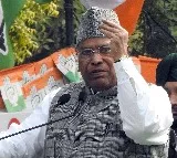 Congress targets Centre over unemployment