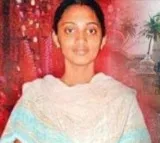 AP High Court Issues Notice To CBI Regarding Ayesha Meera Murder Case
