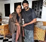 Chiranjeevi appreciates Brahmanandam