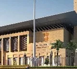 AP HIGH COURT HEARING ON SHIFTING OF CAPITAL OFFICES TO VISAKHAPATNAM