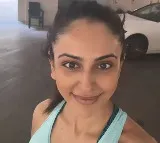 Rakul Preet Singh sweats away New Year’s feasts, drops glimpse of first workout