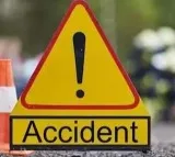 Three killed as van hits auto rickshaw in Telangana, locals stage protest