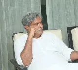 TDP flags removes from Kesineni office in Vijayawada
