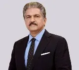 Anand Mahindra shares If Titanic sank today meme