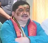 Minister Ponnam Prabhakar meeting with auto drivers