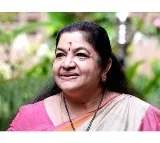 Heavy trolling on singer Chitra